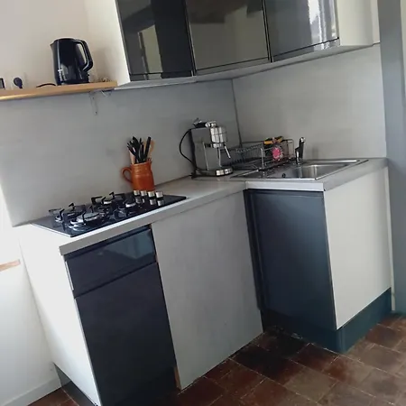 Holiday home La Petite Maison D'en Face-1 Chambre