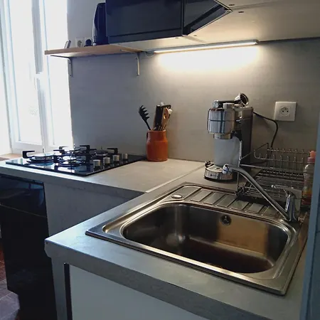 Holiday home La Petite Maison D'en Face-1 Chambre Allibaudieres